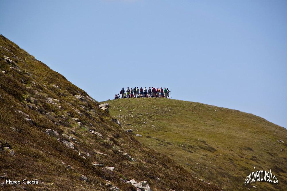 10_Gruppo in vetta all'Avaro.jpg